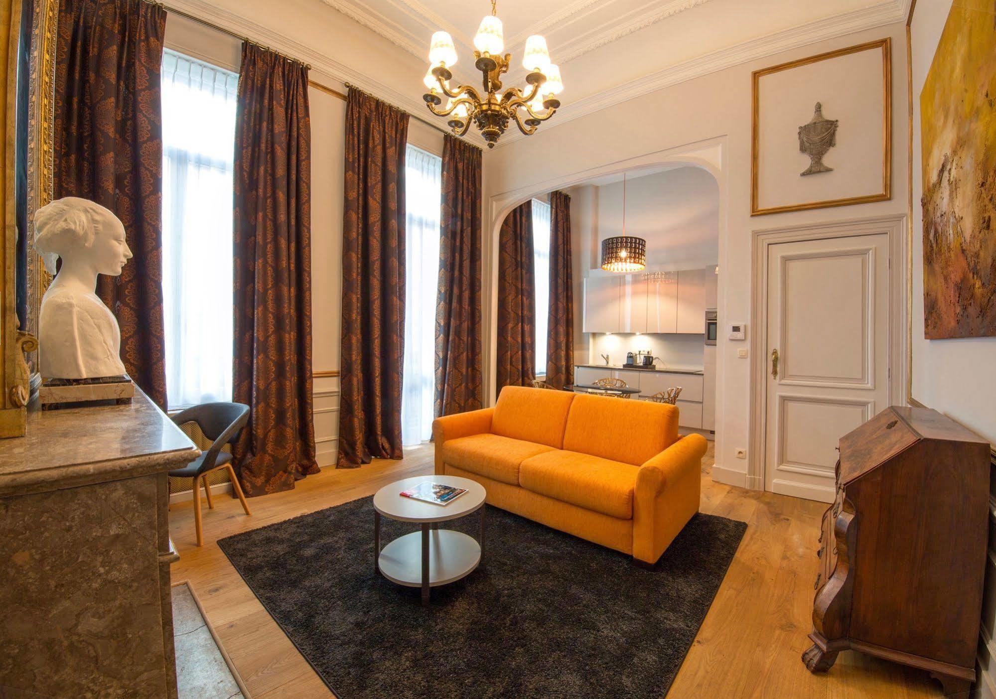 Bed and Breakfast Louise Sur Cour Saint-Gilles Exterior foto