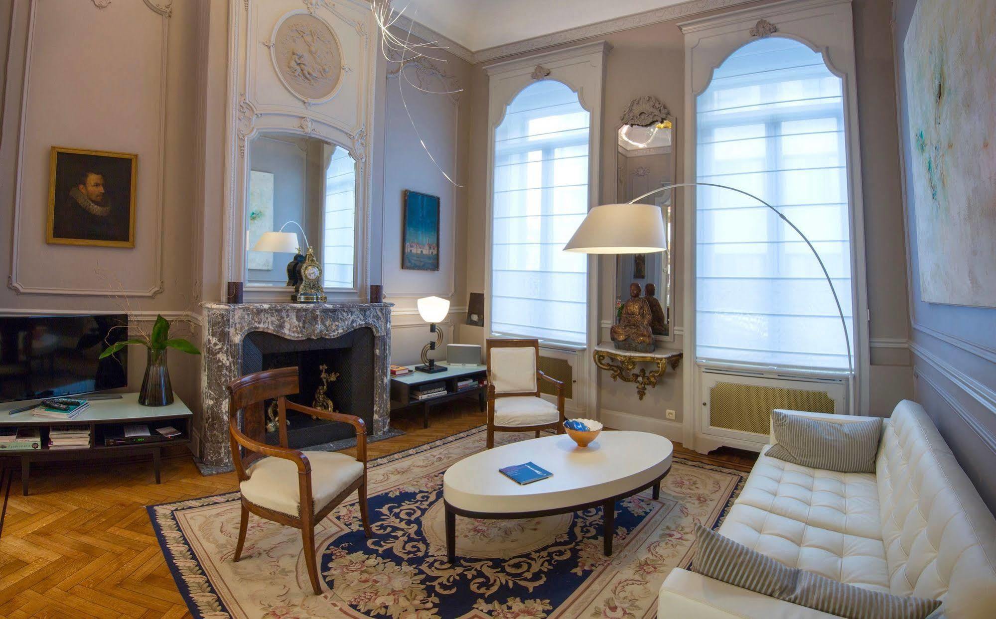 Bed and Breakfast Louise Sur Cour Saint-Gilles Exterior foto
