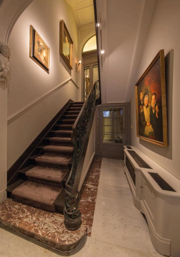 Bed and Breakfast Louise Sur Cour Saint-Gilles Exterior foto